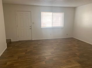 2300 Kent Rd APT 3, Las Cruces, NM 88001