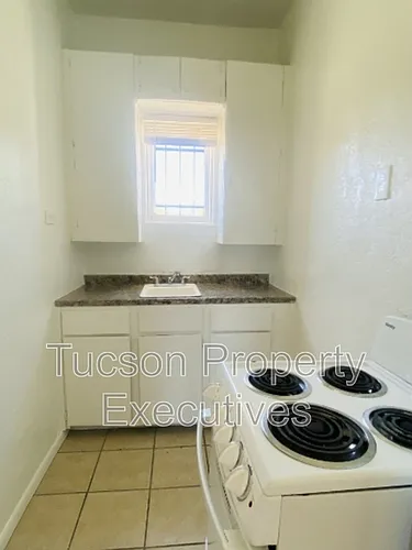 19 W Veterans Blvd #6 Photo 1