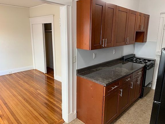 2nd image of 1163 Boylston St APT 15