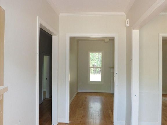 4th image of 5311 Langdon Dr
