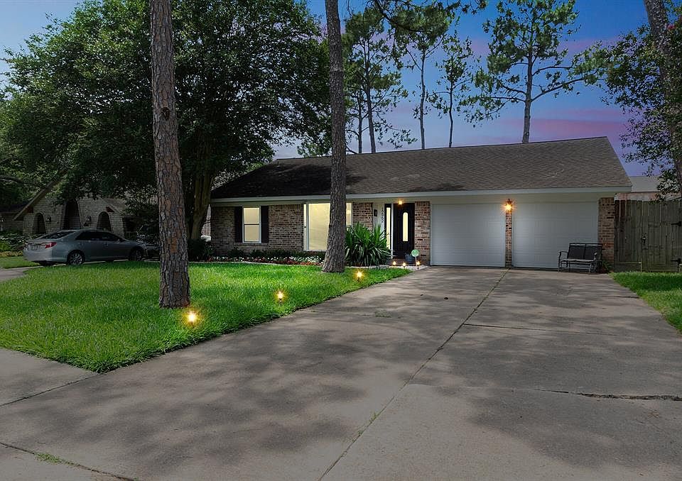 1st image of 12962 Westleigh Dr