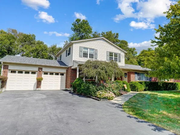 7086 Fox Plum Dr, West Chester, OH 45069