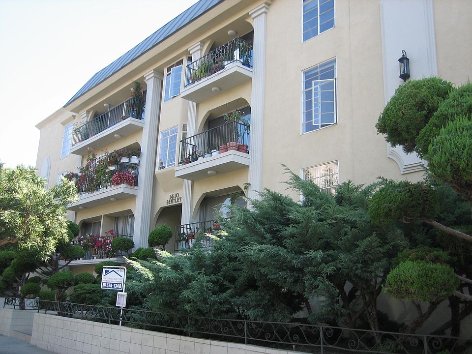 1st image of 1410 S Bentley Ave APT 204