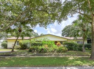 5781 SW 9th St, Plantation, FL 33317