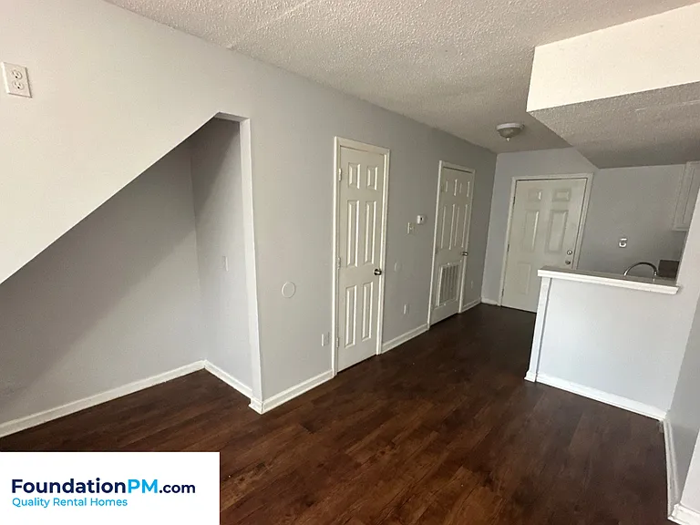 3743 Cambridge Station Dr — Photo 2