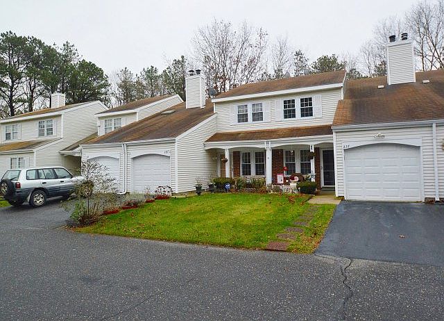 1st image of 237 Ivy Meadow Ct