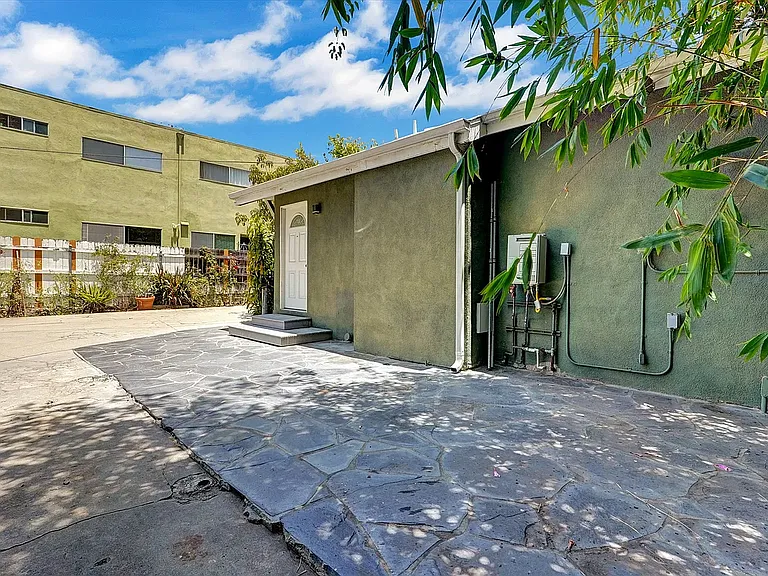 3947 Huron Ave #A — Photo 6