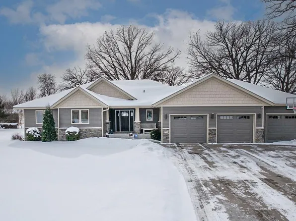 624 Jasmine Ln, Saint Joseph, MN 56374