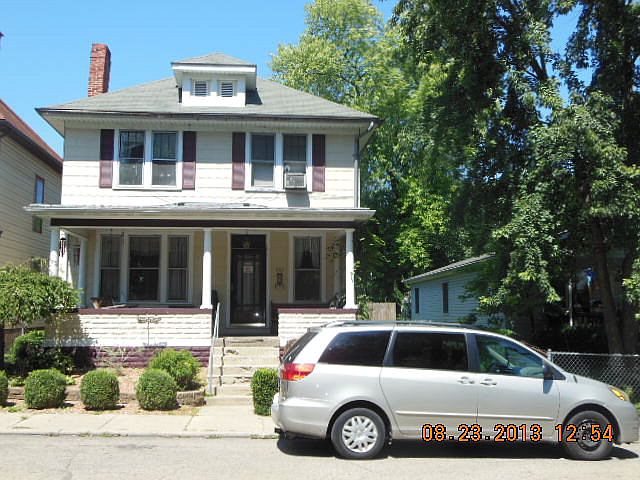 1st image of 161 E 5th St