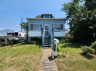 1909 Hammonds Ferry Rd, Baltimore, MD 21227