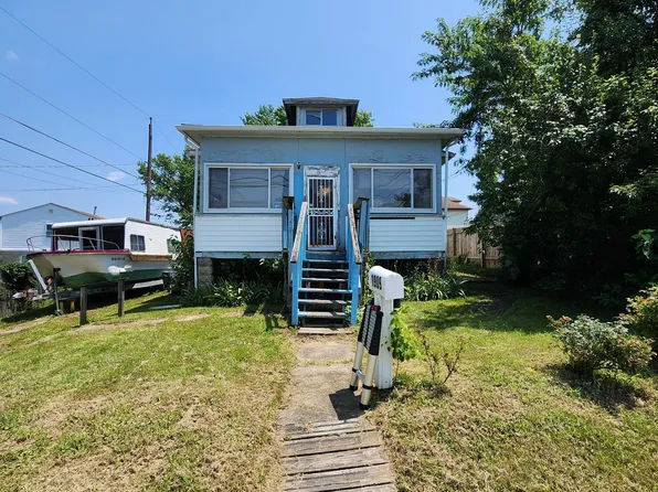 1909 Hammonds Ferry Rd, Baltimore, MD 21227