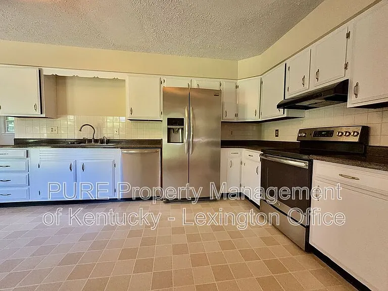 2077 Dogwood Dr — Photo 10