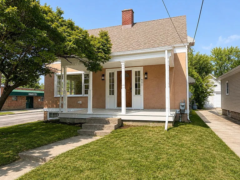 901 Woodsdale Ave — Photo 1