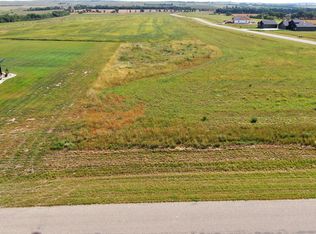 11803 Glacier Rd, Bismarck, ND 58503