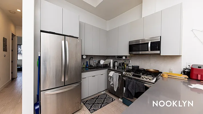 Rented by Nooklyn NYC LLC | media 1