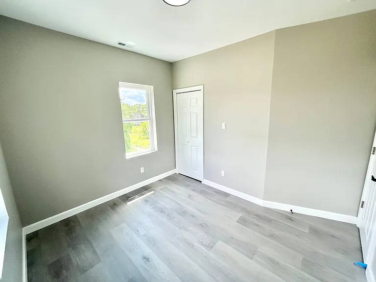 630 E 8th Ave #1E — Photo 8