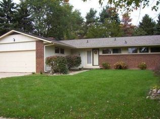2156 Tamarack Dr, Okemos, MI 48864
