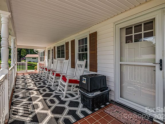 4th image of 148 Hudson Ln