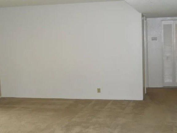 5th image of 1671 W El Camino Ave
