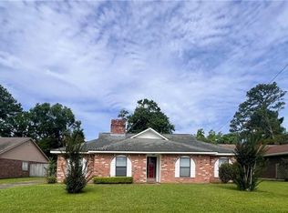 319 Timberlane Dr, Slidell, LA 70458