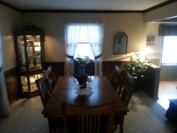 5th image of 7849 S Quincy Ave