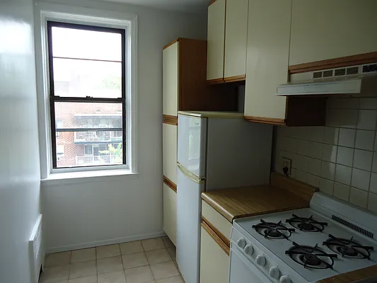 Rented by The Coop Connection LLC | media 25