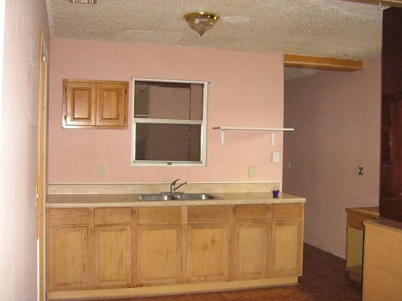 4th image of 8848 Richmond St Unit 101