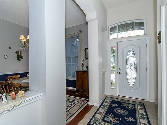 2nd image of 14619 Camberwell Ln S