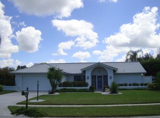 1267 Foxfire Ln, Naples, FL 34104