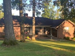 455 Ed Taft Dr, Smithville, TN 37166
