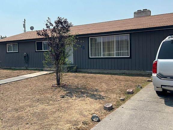 3rd image of 816 N Evelyn Dr