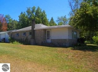 2970 4 Mile Rd N, Traverse City, MI 49686