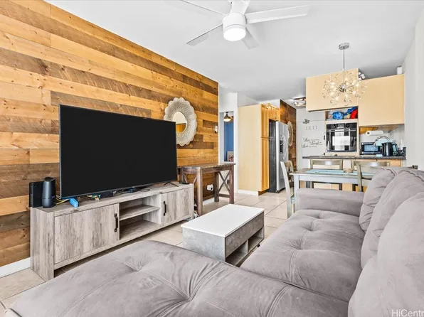 222 Kaiulani Ave APT 405, Honolulu, HI 96815