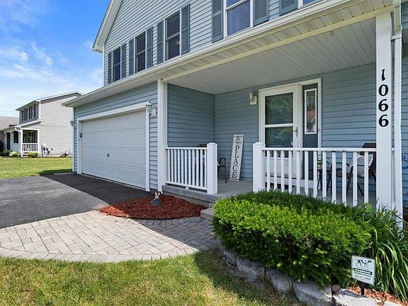 3rd image of 1066 Fawn Wood Dr