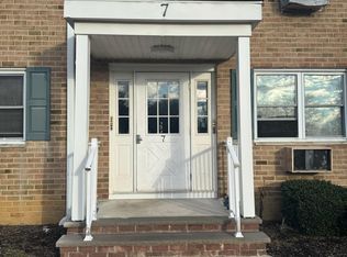 7 Windsor Ter APT F, Freehold, NJ 07728