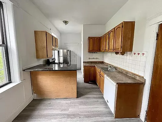 Rented by Corcoran | media 11