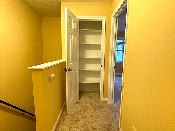 3rd image of 777 Joseph Club Dr SW