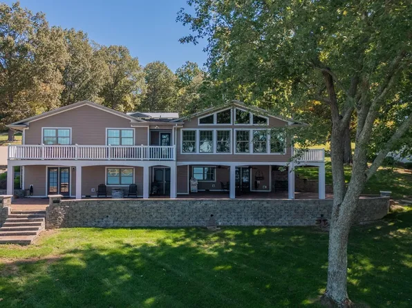 506 Solomon Dr, Cadiz, KY 42211