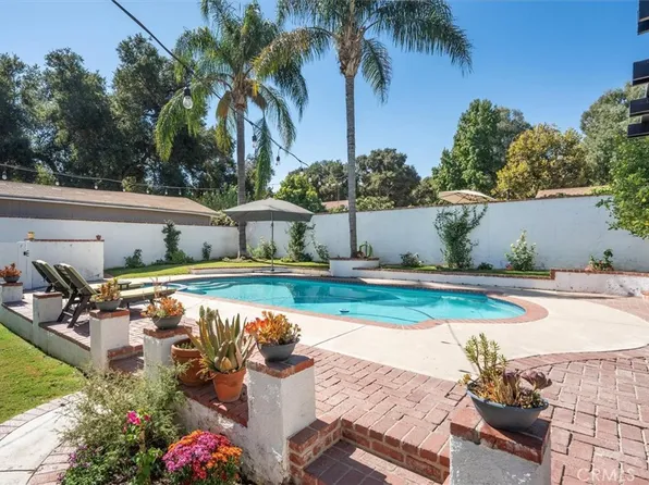 24085 Wildwood Canyon Rd, Santa Clarita, CA 91321