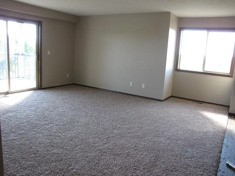 700 N Vandemark Ave — Photo 10