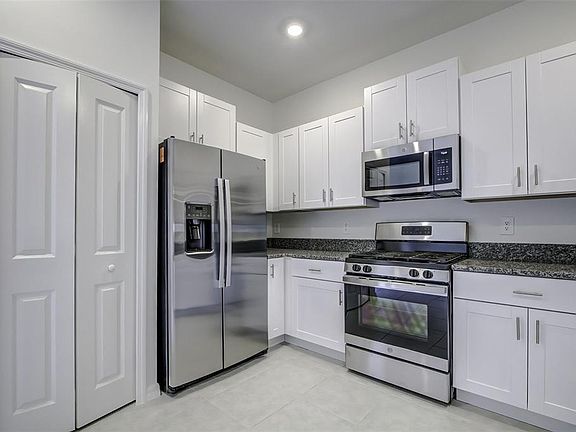 4th image of 8240 Corner Pine Way
