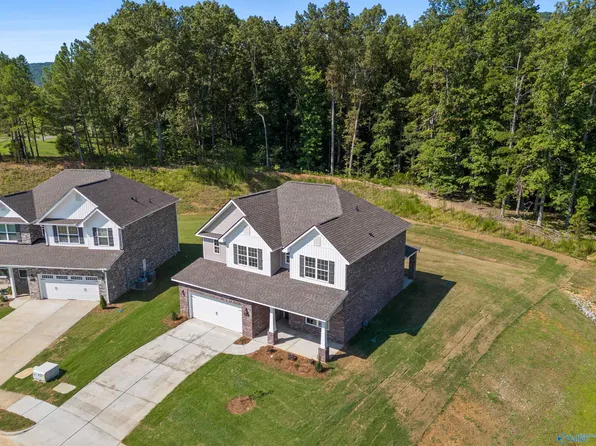 9247 Current Way SE, Owens Cross Roads, AL 35763