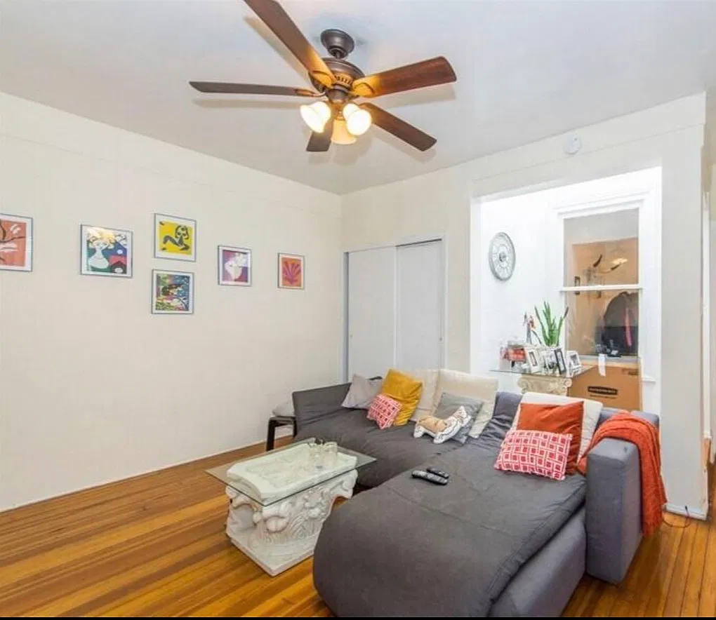 3 bed, 1.5 bath, 1200 sqft, $4,635 — Photo 2