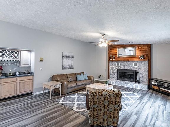 5th image of 9009 Woodstream Ln