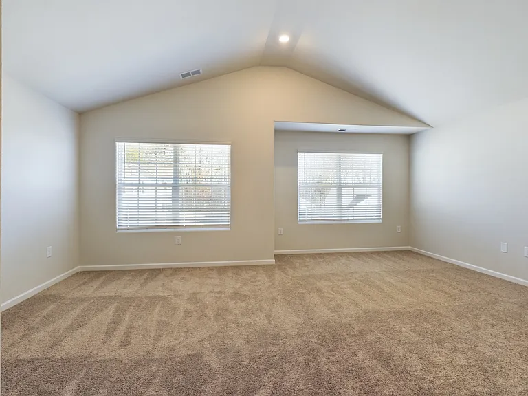3125 Maple Ridge Dr — Photo 5