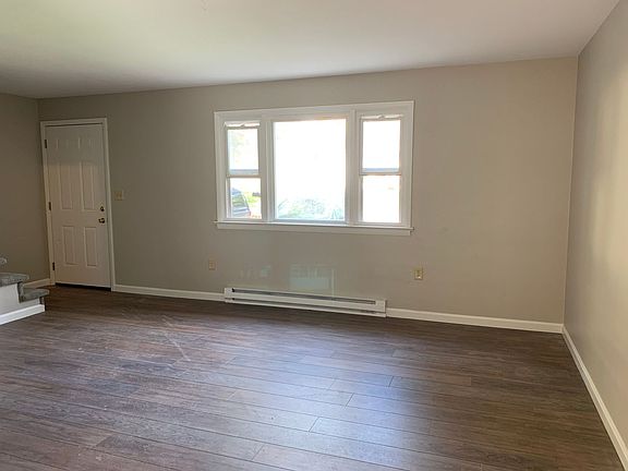 2nd image of 230 Garman Dr Unit 4