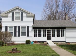 18 Mechanic St, Naples, NY 14512