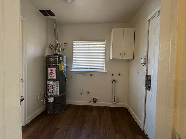 3452 - 3458 E. Clinton Ave Fresno — Photo 17