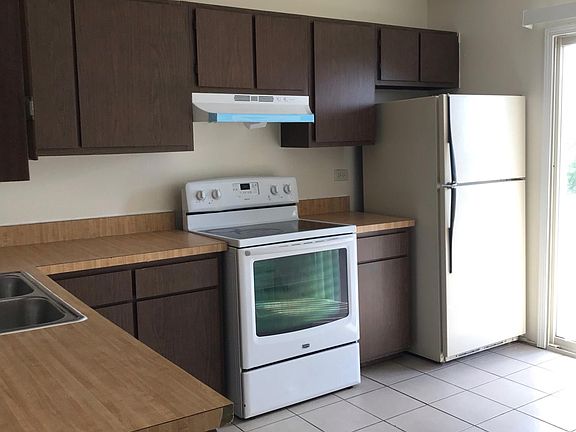 5th image of 44 W 59th St APT C