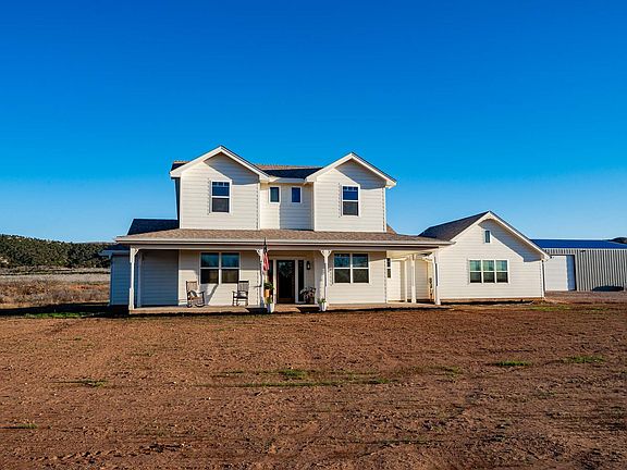 3rd image of 475 County Road 321